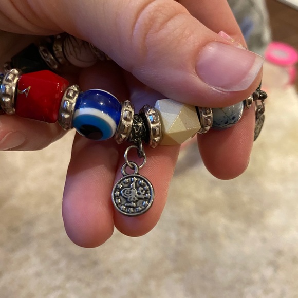 Colourful charm bracelet - Picture 2 of 8